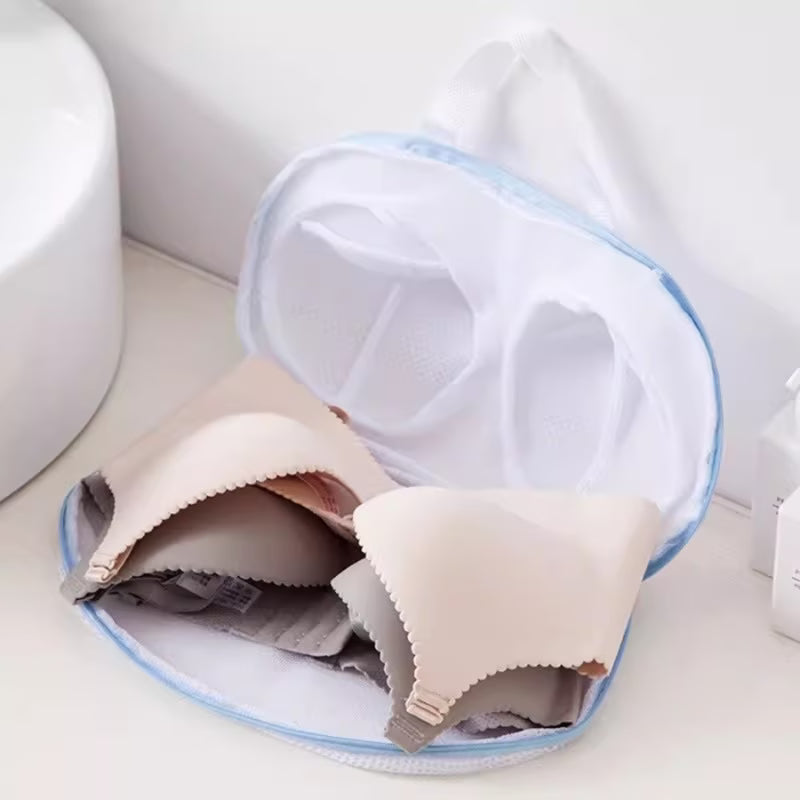 Protector Bra wash bag