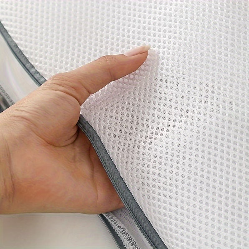 Protector Bra wash bag
